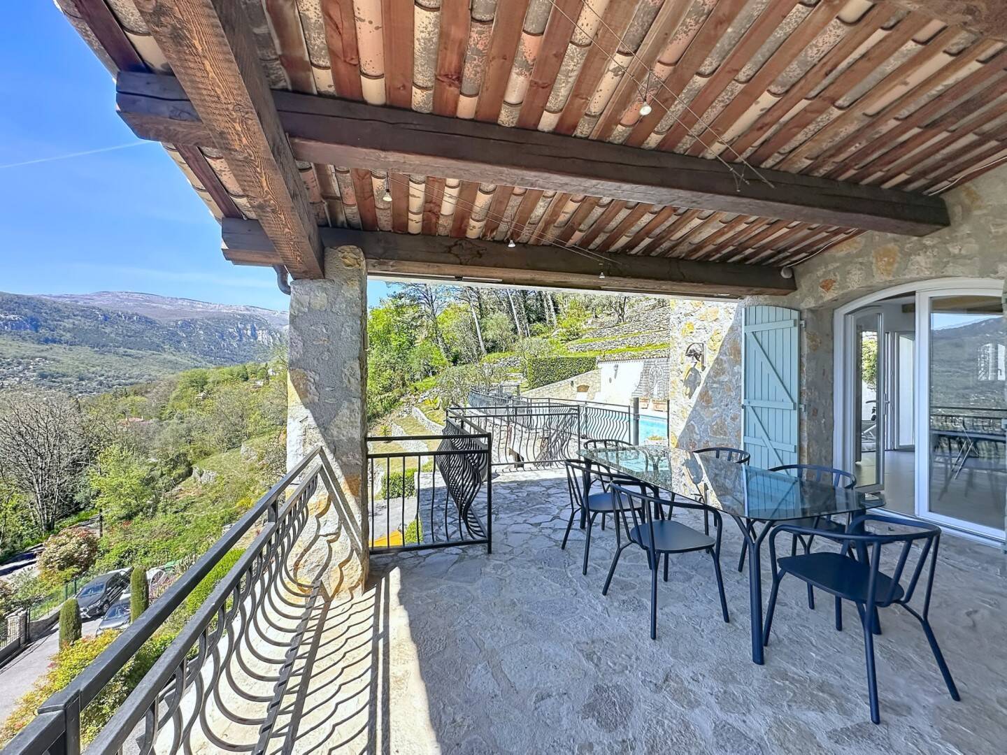 Maison à vendre, 178m², TOURRETTES SUR LOUP