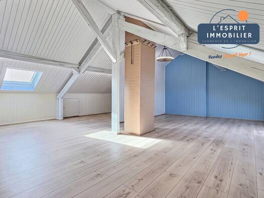 Maison à vendre 217 000 € 5 pièces 2 chambres 140 m² 1 528 m² de terrain Alsting 57515