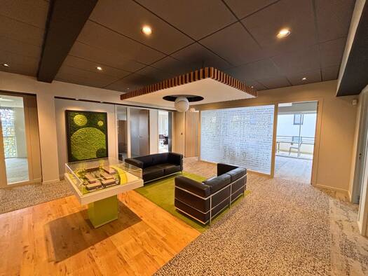 Espace bureau à louer 5 994 € 411 m² de bureaux divisible Zone Industrielle Dinan 22100