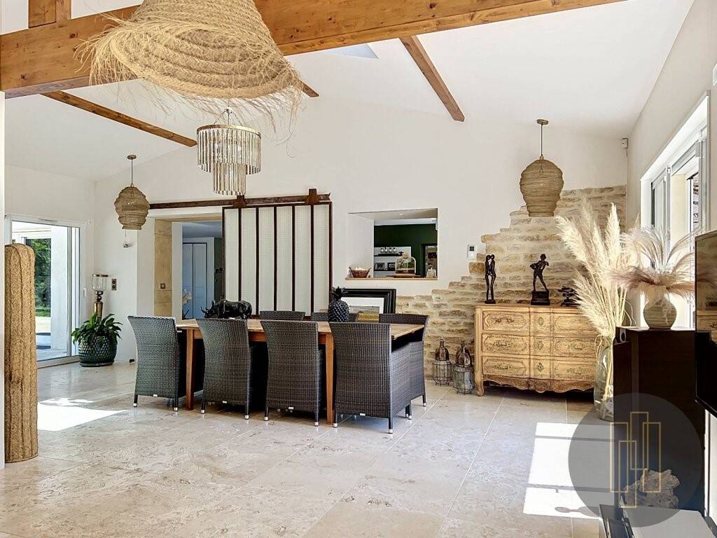 Maison à vendre, 305m², MARCILLY D'AZERGUES