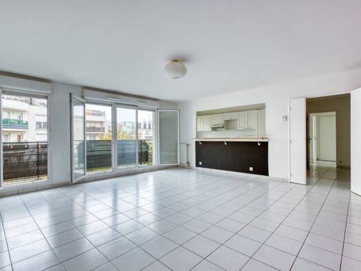 Appartement à vendre 240 000 € 3 pièces 2 chambres 78 m² Étage 2/4 Centre Ville-Basilique Argenteuil 95100