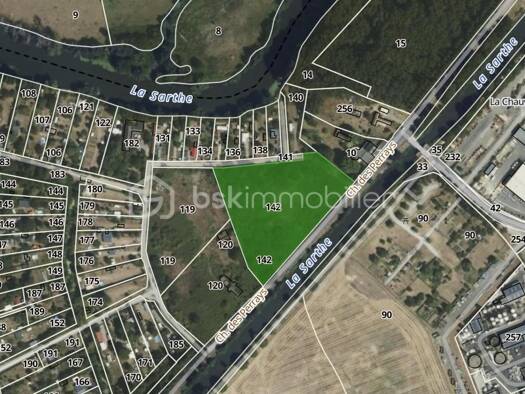 Terrain à vendre 69 000 € 10 138 m² de terrain ZI Sud 1 & 2 Le Mans 72000