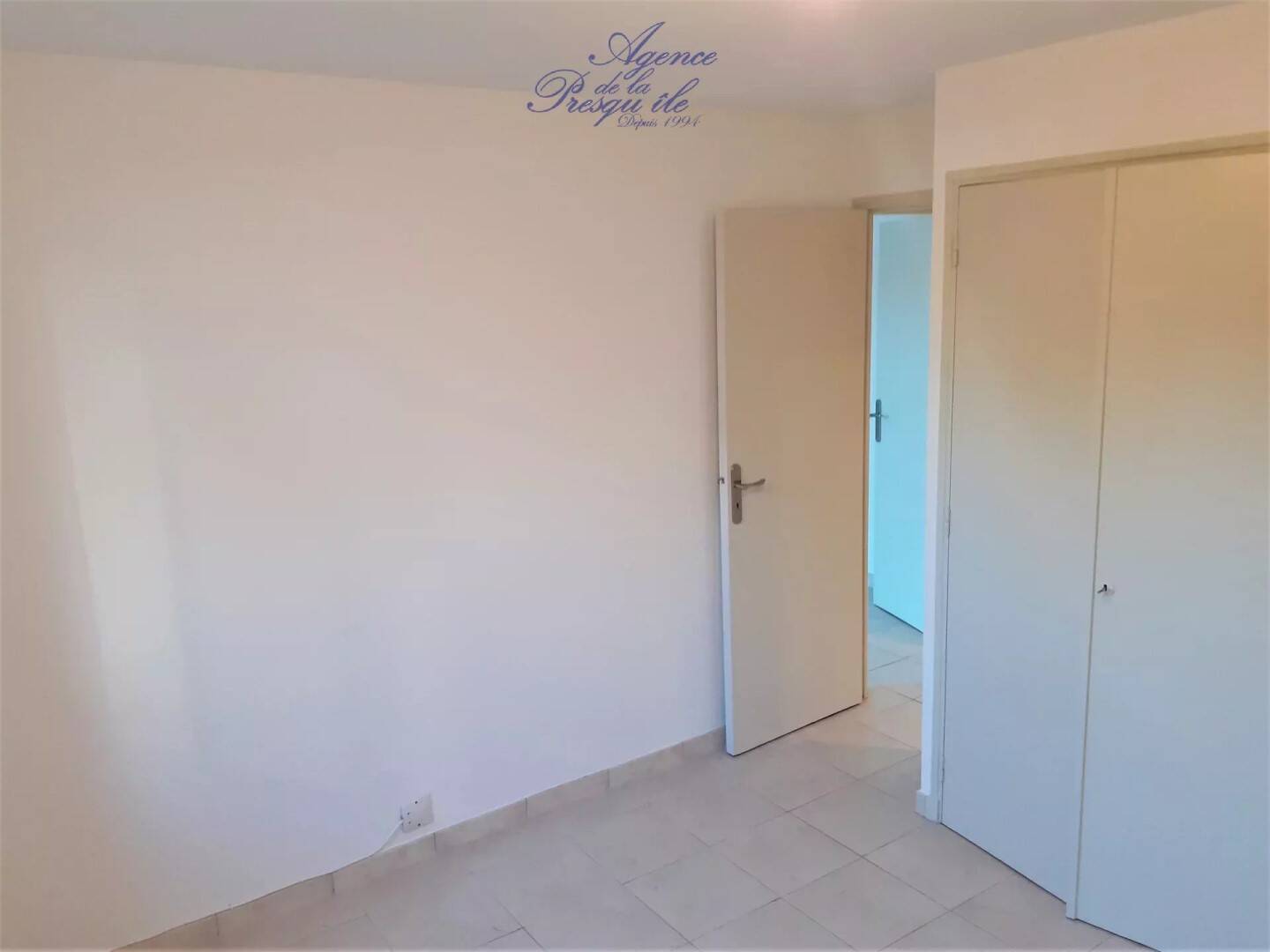 Maison à louer, 33m², HYERES