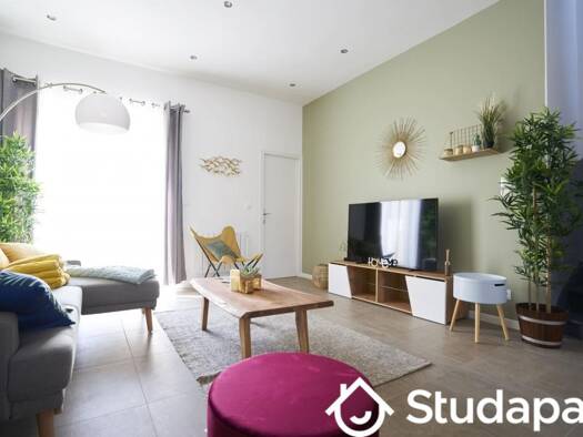 Colocation à louer 470 € 1 pièce 1 chambre 14 m² Étage 1/3 Caulier Lille 59000