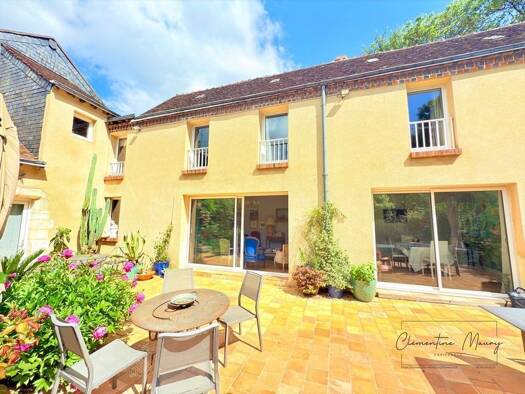 Maison à vendre 368 000 € 9 pièces 7 chambres 254 m² 620 m² de terrain Sud Vendôme 41100