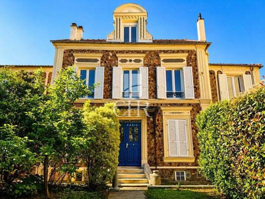Immeuble à vendre 1 100 000 € 211 m² L'Ile de la Roche Le Perreux-sur-Marne 94170