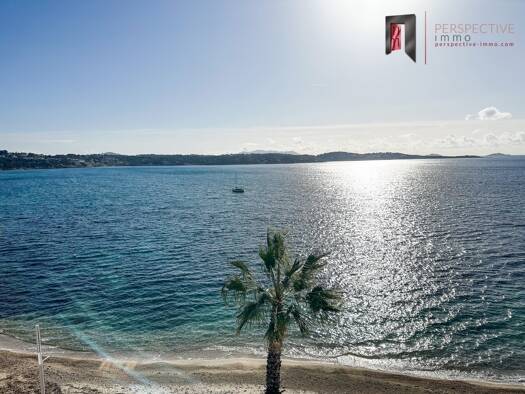 Appartement en viager 296 500 € 2 pièces 1 chambre 48 m² 4ème étage Bandol 83150