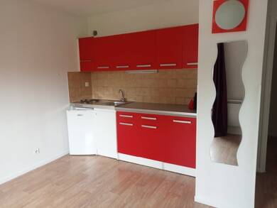 Appartement à louer 380 € 1 pièce 24 m² Centre Ville Montauban 82000