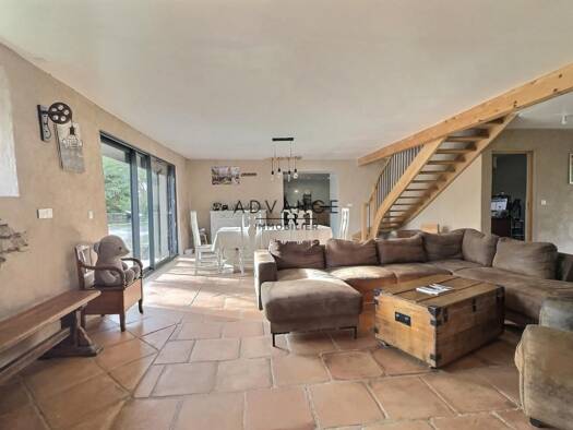 Ferme à vendre 449 000 € 5 pièces 4 chambres 320 m² 6 000 m² de terrain Caraman 31460