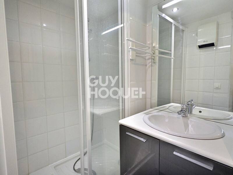 Maison à louer, 27m², MARSEILLE 5E