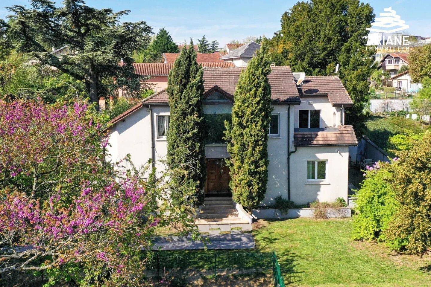 Maison à vendre, 230m², VENISSIEUX