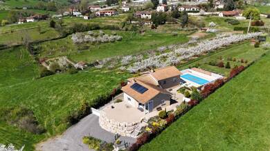 Villa à vendre 558 000 € 6 pièces 4 chambres 175 m² 1 865 m² de terrain Bessenay 69690