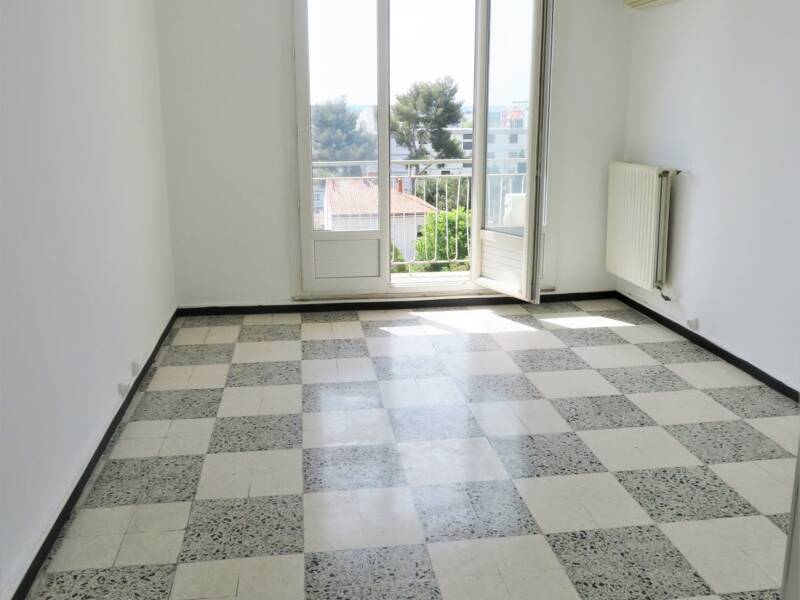 Maison à louer, 69m², NIMES