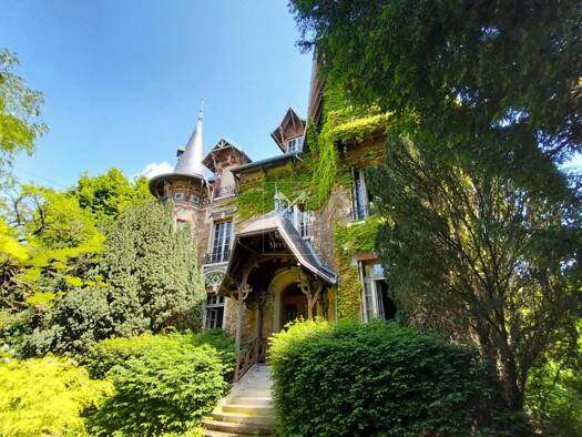 Maison à vendre 1 348 000 € 12 pièces 3 chambres 375 m² 1 700 m² de terrain Meaux 77100