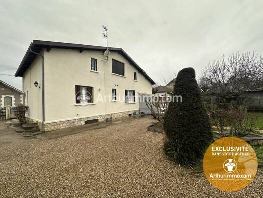 Maison à vendre 212 000 € 8 pièces 5 chambres 170 m² 1 225 m² de terrain Mussidan 24400