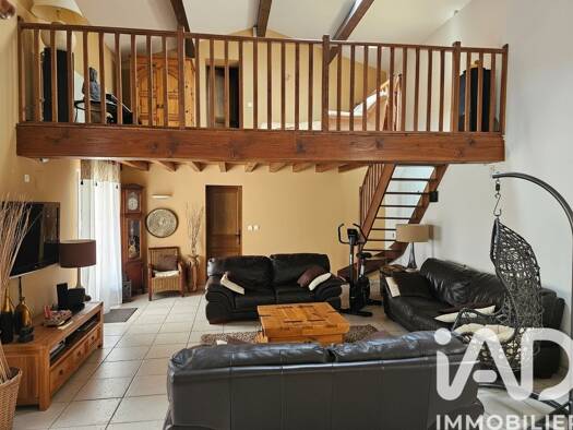 Maison à vendre 319 000 € 9 pièces 5 chambres 193 m² 1 020 m² de terrain Ars 16130