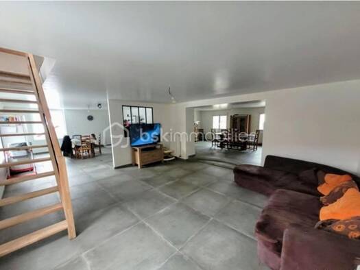 Ferme à vendre 324 000 € 8 pièces 5 chambres 250 m² 3 680 m² de terrain Dennebrœucq 62560