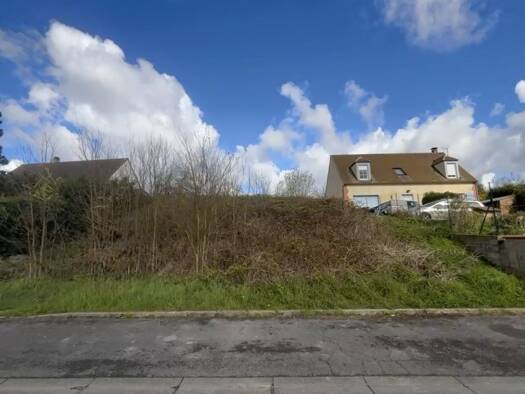Terrain constructible à vendre 85 000 € 757 m² de terrain Loconville 60240
