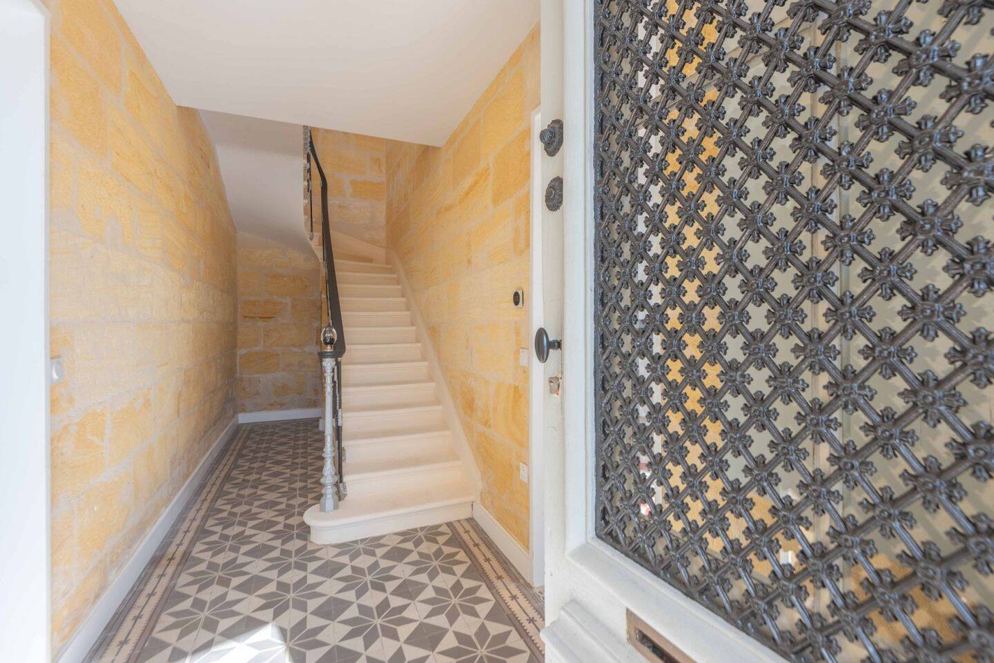 Maison à vendre, 169m², LANGOIRAN