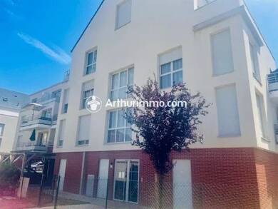 Appartement à louer 800 € 2 pièces 1 chambre 42,8 m² 1er étage Ballancourt-sur-Essonne 91610