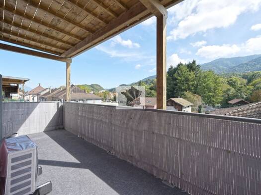 Appartement à vendre 253 000 € 4 pièces 3 chambres 79,4 m² Étage 3/3 Pontcharra 38530