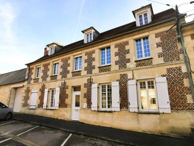 Maison à vendre 630 000 € 10 pièces 5 chambres 225 m² 690 m² de terrain Monchy-Humieres 60113