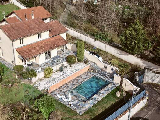 Villa à vendre 1 090 000 € 7 pièces 5 chambres 248 m² 633 m² de terrain La-Graviere Beaunant Sainte-Foy-lès-Lyon 69110