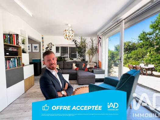 Maison de plain-pied à vendre 320 000 € 4 pièces 3 chambres 130 m² 723 m² de terrain Sud Est Olivet 45160