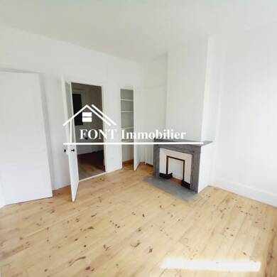 Appartement à vendre 116 000 € 3 pièces 2 chambres 76,4 m² Étage 2/3 Centre Ville-Chavanne-Hypercentre Saint-Chamond 42400