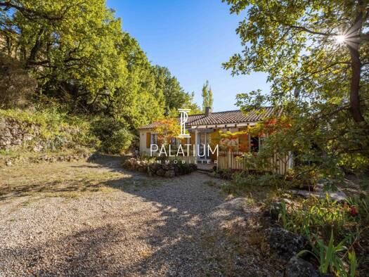 Maison de plain-pied à vendre 285 000 € 4 pièces 3 chambres 94,7 m² Pierrevert 04860