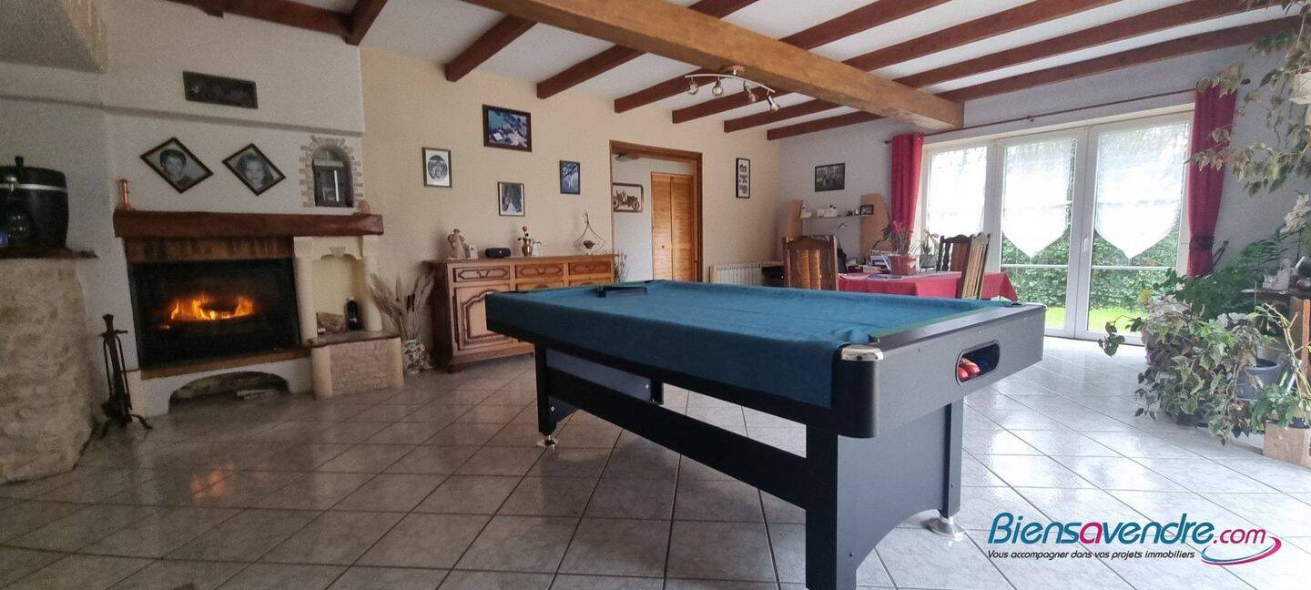 Maison à vendre, 190m², NUAILLE D'AUNIS