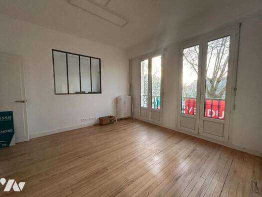 Appartement à vendre 210 001 € 3 pièces 2 chambres 83 m² 1er étage Saint-Nazaire 44600