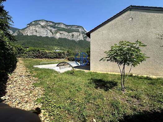 Maison à vendre 390 000 € 4 pièces 3 chambres 106 m² 590 m² de terrain Fragnes-Village-Brocey-Croix des Ayes Crolles 38920
