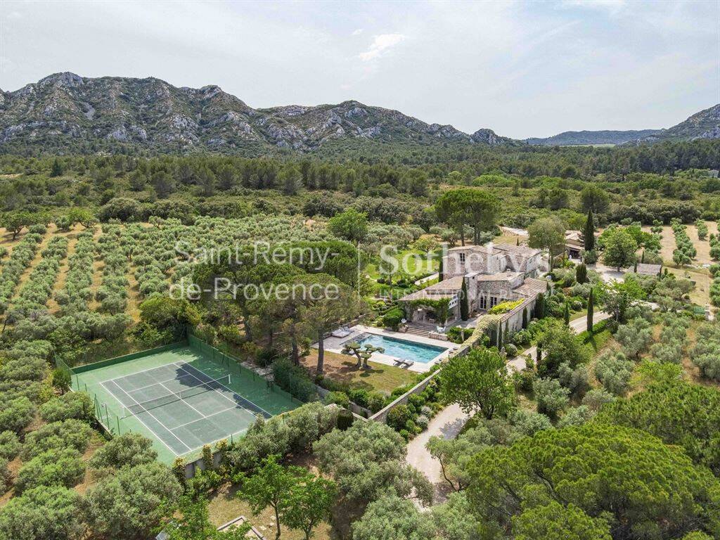Maison à vendre, 675m², EYGALIERES