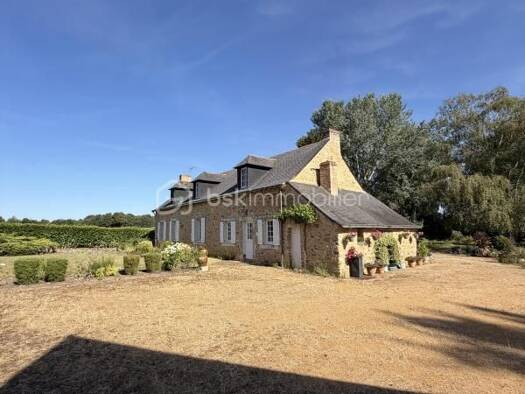 Maison à vendre 424 000 € 7 pièces 4 chambres 184 m² Morannes sur Sarthe-Daumeray 49640