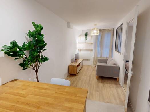 Appartement à louer 640 € 2 pièces 1 chambre 28,3 m² RDC/1 Charlemagne Vienne 38200