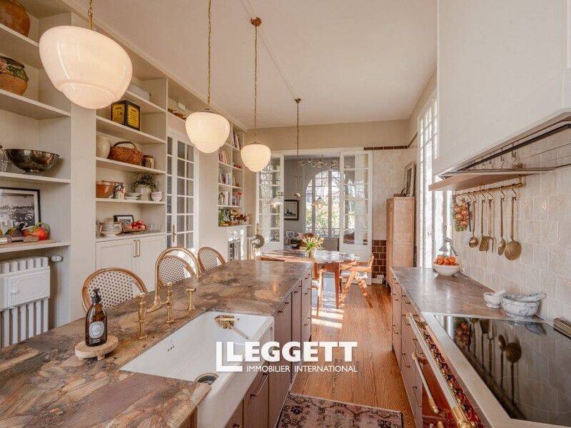 Maison à vendre, 280m², SAINTE FOY LA GRANDE
