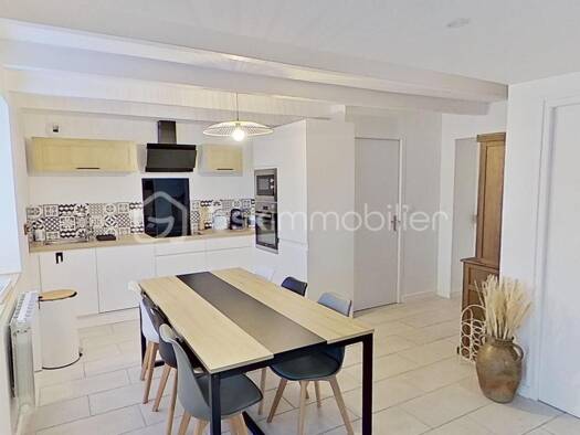 Maison à vendre 337 500 € 4 pièces 2 chambres 79 m² 376 m² de terrain Nord Trégunc 29910