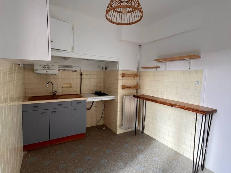 Maison à louer, 65m², MARSEILLE 6E