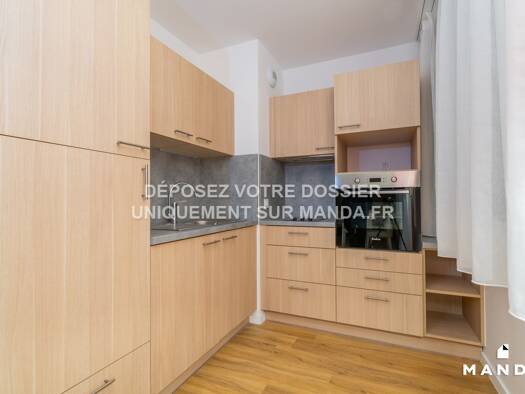 Appartement à louer 550 € 1 pièce 32 m² 3ème étage Lopy-chemin des Deux Routes Avignon 84000
