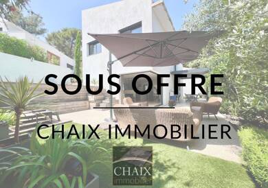Villa à vendre 850 000 € 4 pièces 3 chambres 120 m² 500 m² de terrain Est Gemenos 13420