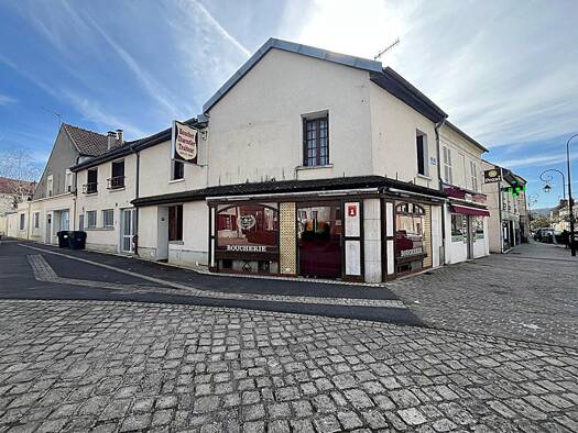 Immeuble à vendre 310 000 € 220 m² Saâcy-sur-Marne 77730