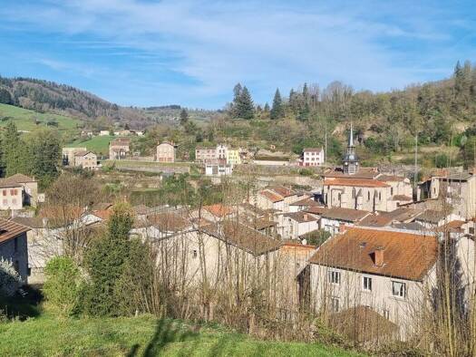 Maison à vendre 75 600 € 5 pièces 4 chambres 119 m² Olliergues 63880