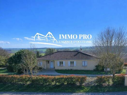 Maison de plain-pied à vendre 335 000 € 5 pièces 3 chambres 138 m² 7 000 m² de terrain Gimont 32200