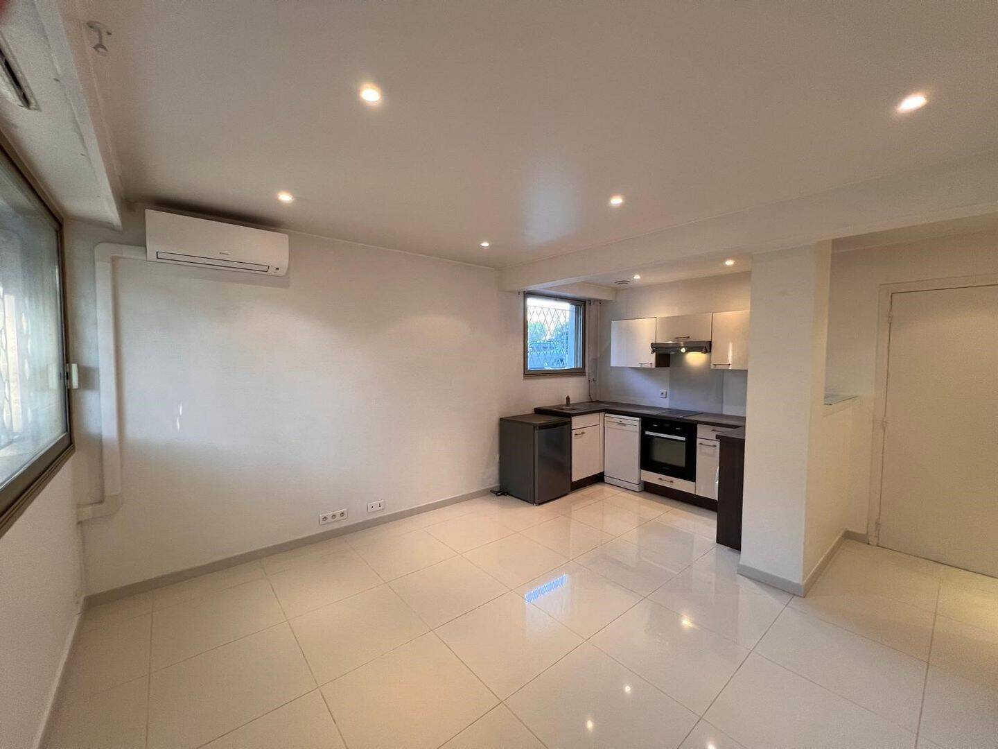 Maison à louer, 35m², CANNES