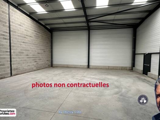 Entrepôt à vendre 860 000 € 578 m² d'espace de stockage Chavanoz 38230