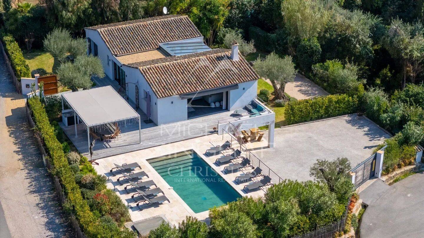 Maison à vendre, 260m², LA CROIX VALMER