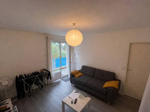 Appartement à louer 460 € 1 pièce 22 m² 3ème étage Centre Ville-Quartiers Nord et Ouest Montaigu-Vendée 85600