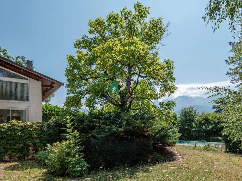 Maison à vendre, 286m², SAINT ISMIER