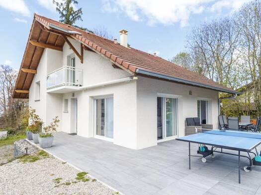 Maison à vendre 527 000 € 5 pièces 4 chambres 109,8 m² 721 m² de terrain Lugrin 74500